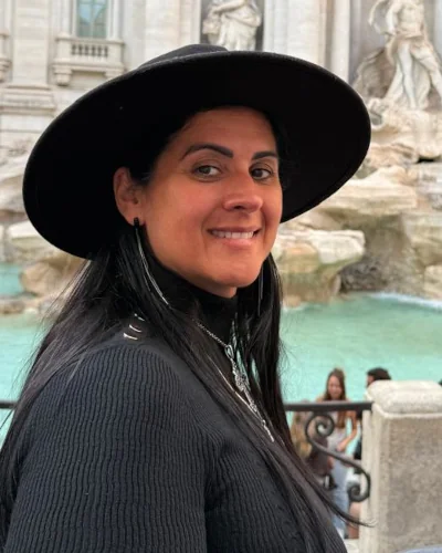 Luzandra Hucker